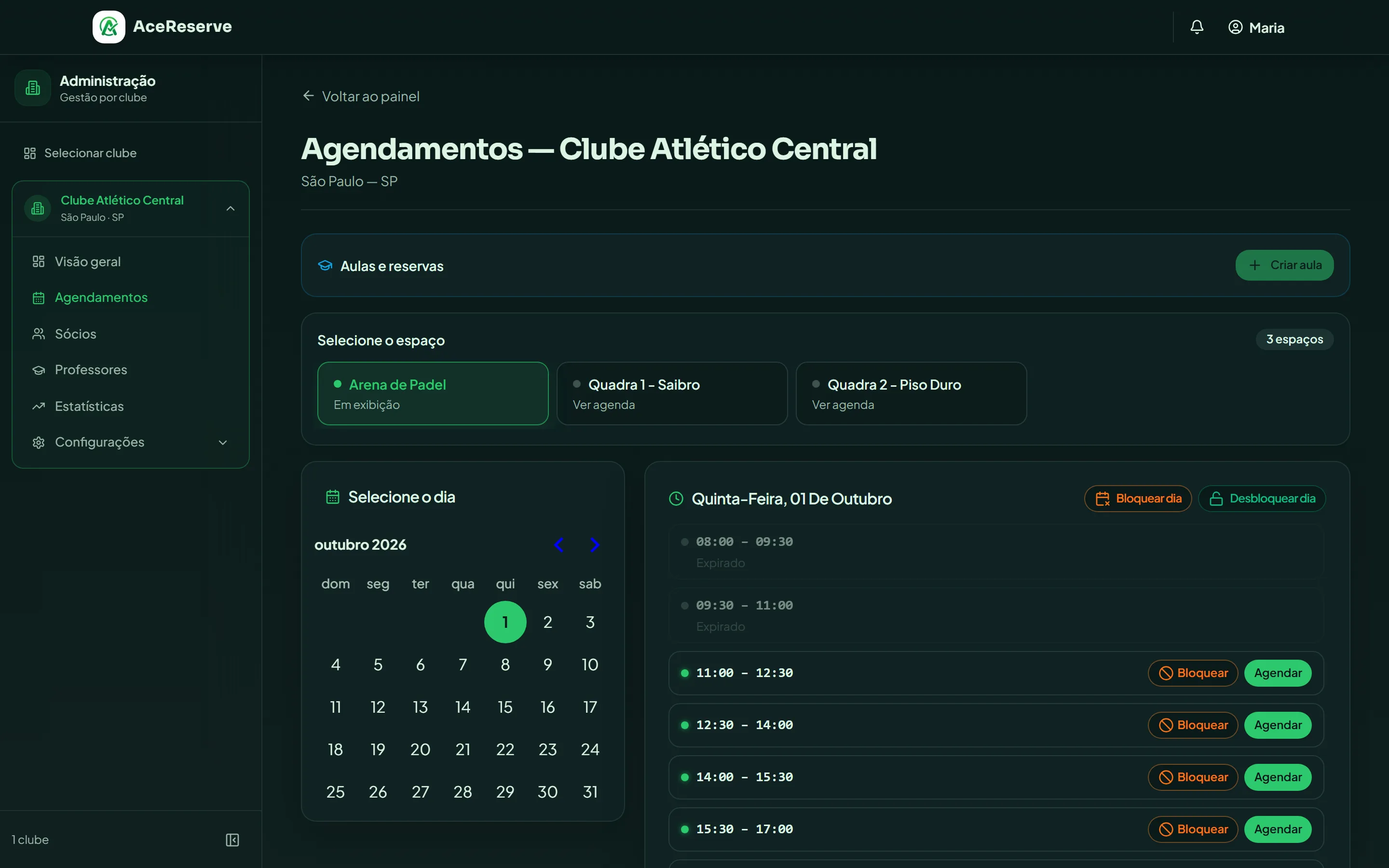 Painel de administração do clube no Ace Reserve, com seleção de espaço, calendário e horários do dia com ações de agendar e bloquear