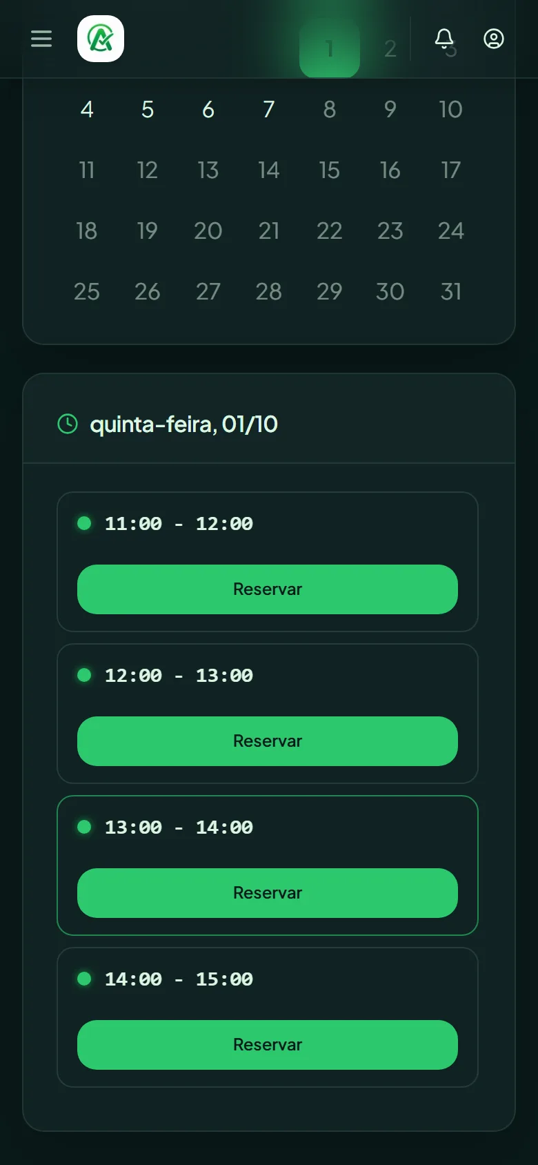 Ace Reserve no celular mostrando os horários livres do dia, cada um com botão de reservar